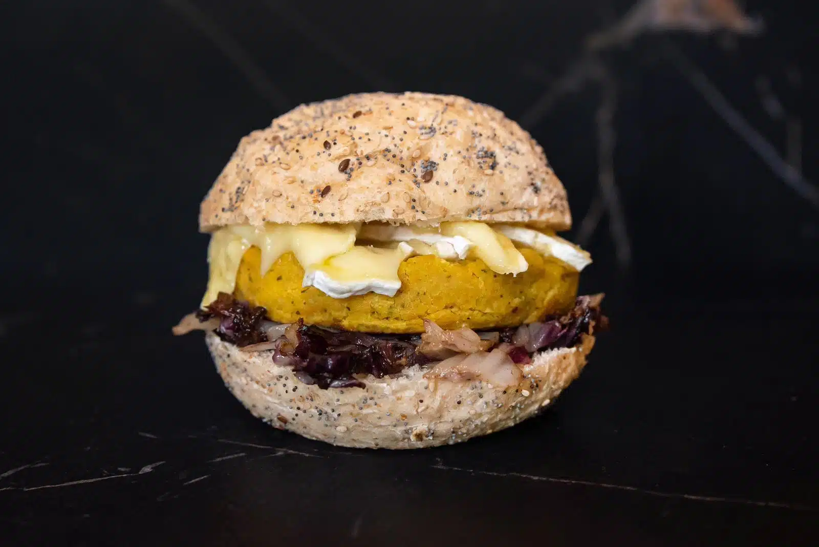 Il Bruciato Veg con patate fritte